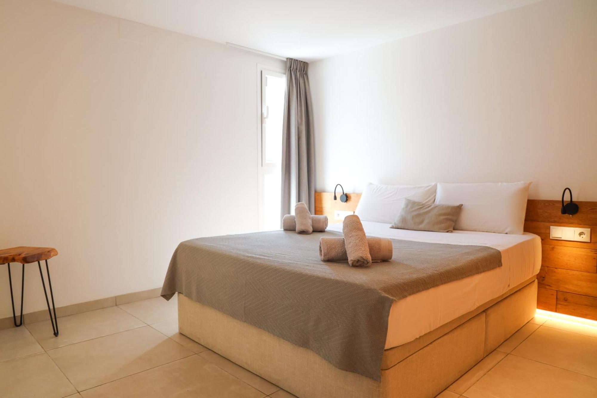 Cala Vadella Beachwalk Suites الغرفة الصورة