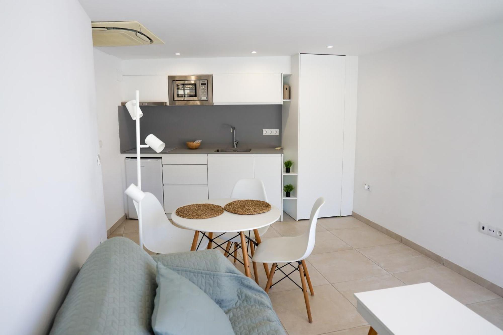 Cala Vadella Beachwalk Suites الغرفة الصورة