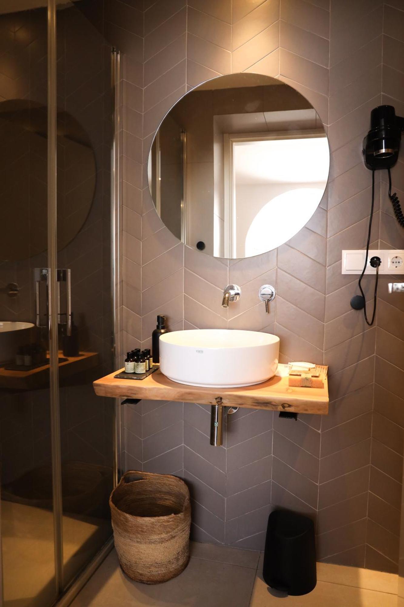 Cala Vadella Beachwalk Suites الغرفة الصورة