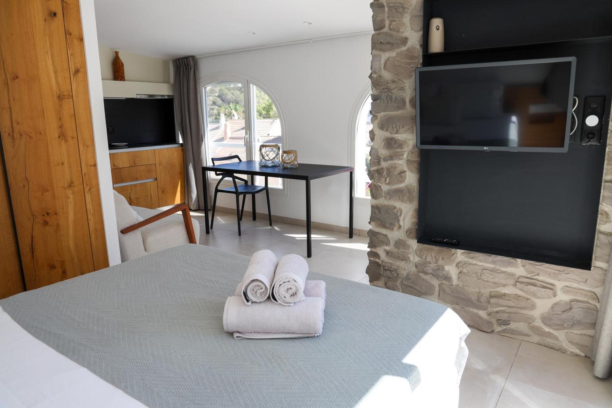 Cala Vadella Beachwalk Suites الغرفة الصورة