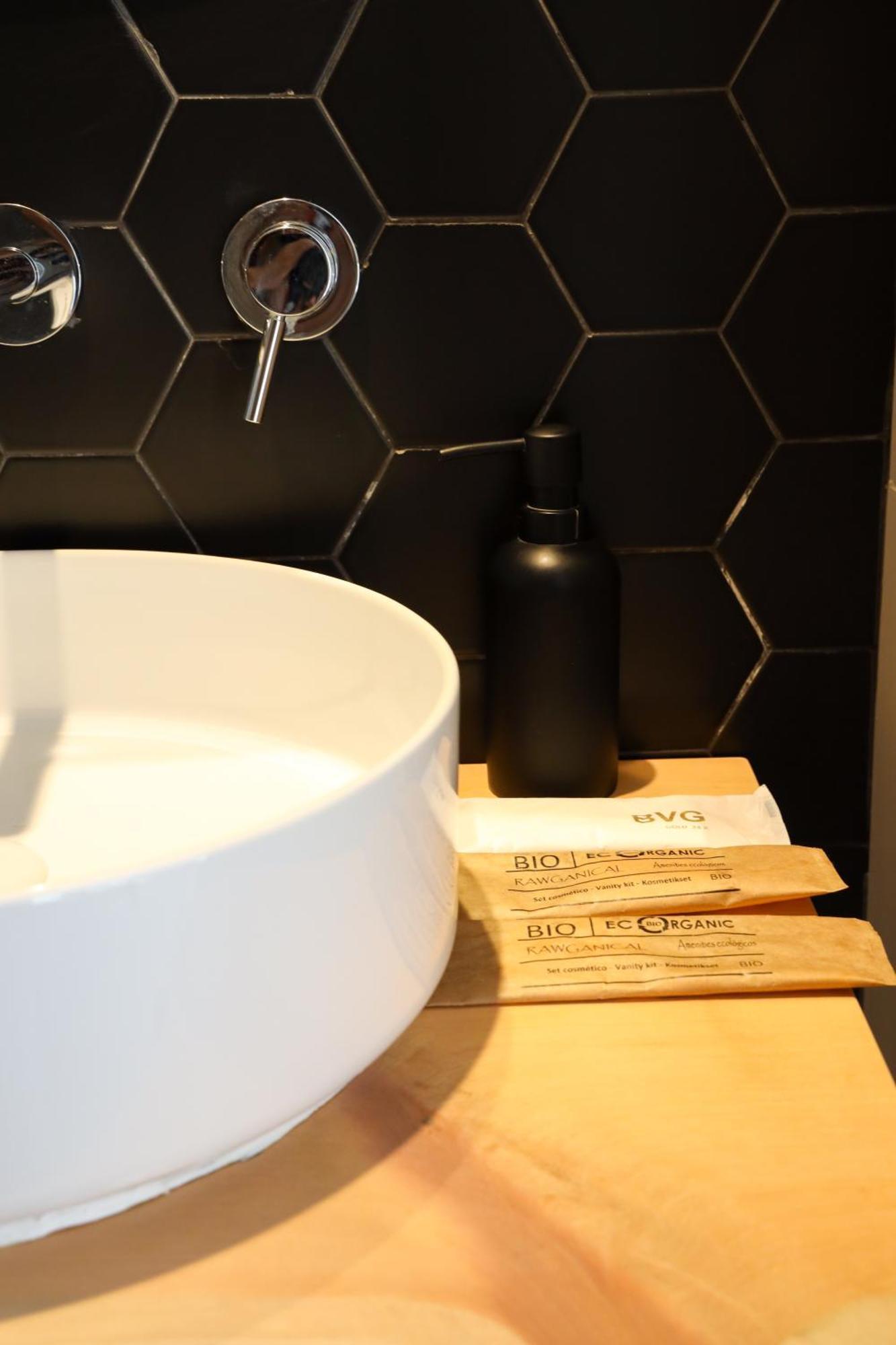 Cala Vadella Beachwalk Suites الغرفة الصورة